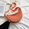 Nylon Messenger Bag Women's 2025 New Trendy Dumpling Bag Lightweight Small Satchel Underarm Bag Simple Shoulder Canvas Bag