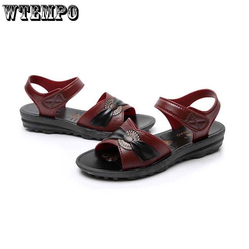 Sandals Women's Soft Bottom Flat Shoes Comfortable Wear-resistant Middle-aged Pregnant Women Non-slip Large Size Sandals Women