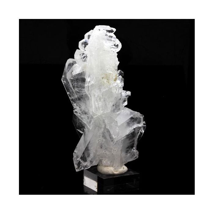 Pierres et Minéraux. Quartz à Ame (faden quartz). 222.2 ct. La Table, Chambéry, France. Rare.