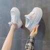 Женские летние тапочки на платформе, маленькие белые туфли, внутри, поднимающиеся туфли