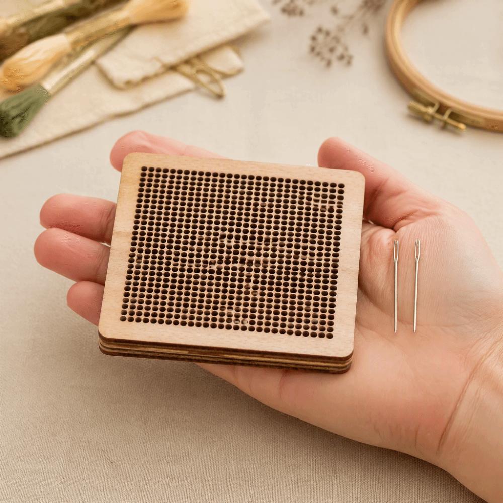 4pcs Hollow Design Needlepoint Board Set Wooden Embroidery Stitch Board For Crafters
