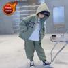 Boys' 2023 Autumn Plus Velvet Sweatshirt Suit: Stylish Sportswear for Middle and Large Kids