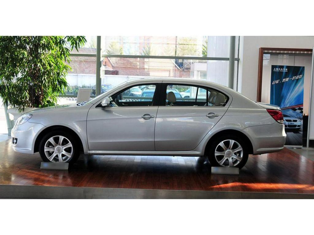 Совместимо с Volkswagen Lavida и Lavida Gran Turismo: 15", 16" и 17" легкосплавные диски, автомобильные диски и шины.