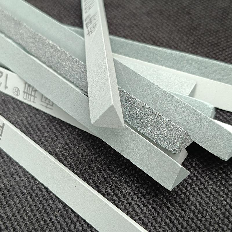 Triangle Green Silicon Carbide Oil Stone Grinding Block Sharpening Rod Kitchen Knife Blade Sharpening Tool