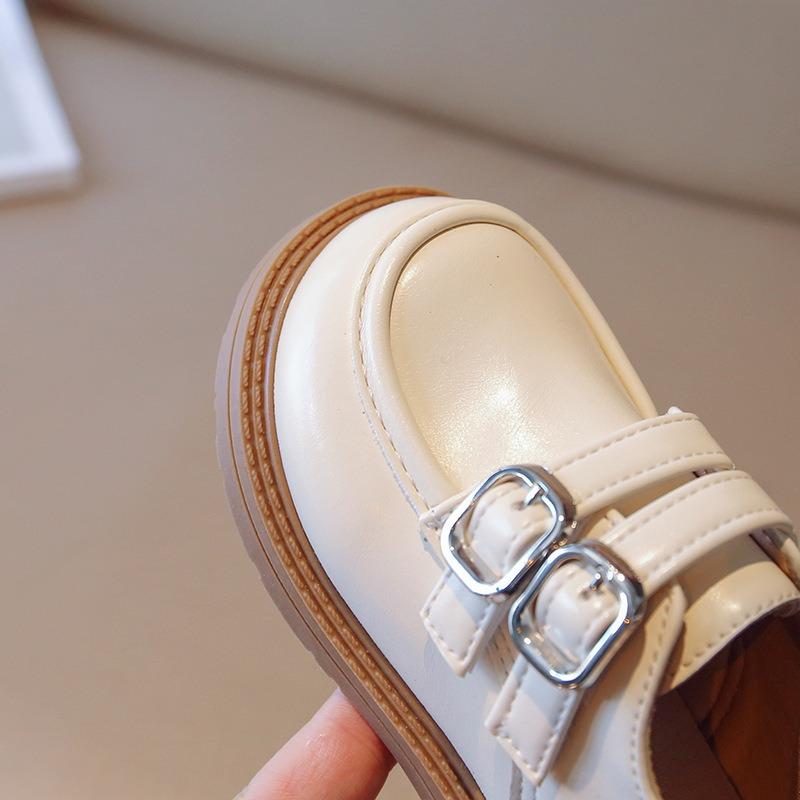 Модная женская обувь 2025 осень Новые лоферы в британском стиле Повседневная женская обувь Простая и универсальная обувь на плоской подошве Ретро Нескользящая обувь для девочек