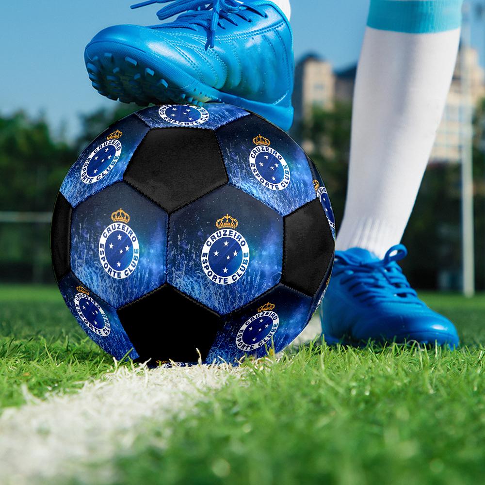 Футбольный мяч Cruzeiro Esporte Clube, разноцветный, подходит для всех возрастов, сшит машинным швом, материал ПВХ, соревновательного качества, прочный и с высоким отскоком