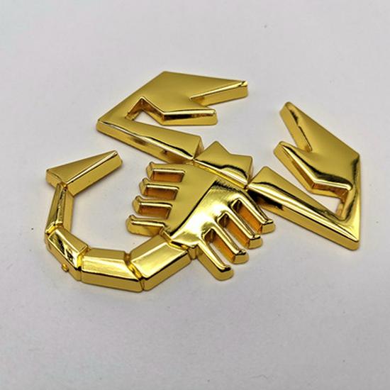 Наклейка на автомобиль Abarth Scorpion для Fiat: Индивидуализация капюшона и корпуса