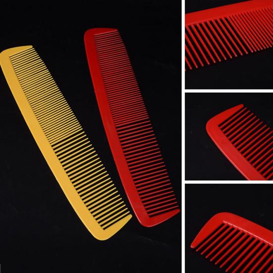 2Pcs Giant Comb Big Comb Prop Funny Huge Comb Jumbo Comb Prank Costume for Women And Men Halloween Party Favors