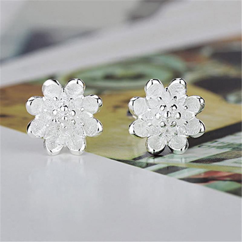 Factory Price One Pair Lotus Earrings Accessories 925 Sterling Silver Women Beautiful Luxury Jewelery Gift Hot Selling