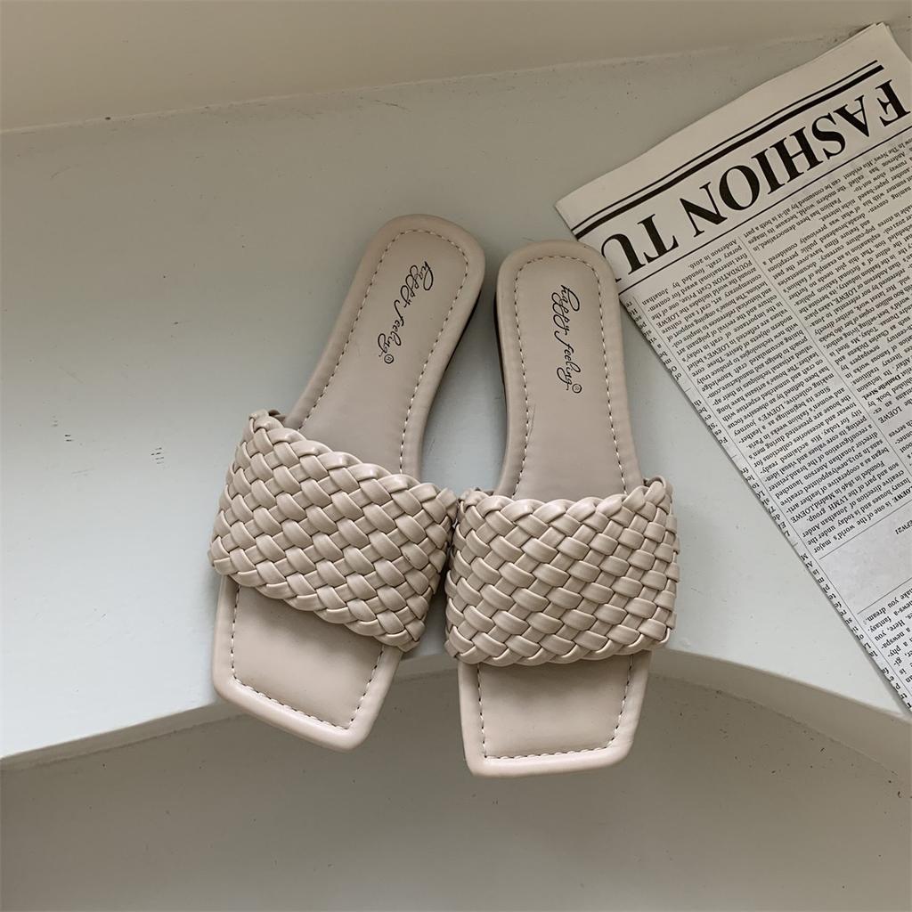 Нишевый дизайн крутые тапочки детские носят новый темперамент плоская подошва плетеные пляжные тапочки летом