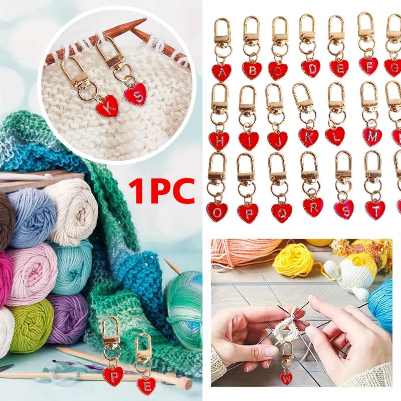 1PC Heart Shaped Gift 26 English Letters Design DIY Keychain Marker Love Keychain Creativity Lobster Buckle Red Metal Party