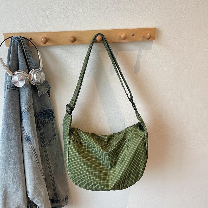 2025 осень новая корейская версия модная сумка-пельмень повседневная большая вместимость простая сумка через плечо модная зарубежная сумка-мессенджер