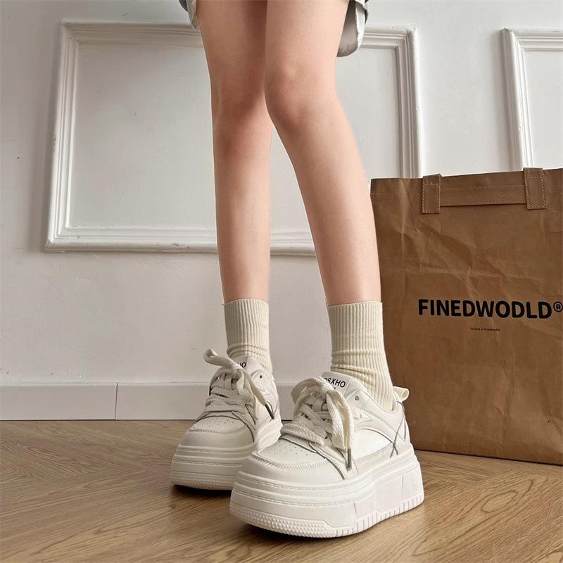 Версия из коровьей кожи~ кожаные маленькие белые туфли женские туфли 2025 весна новые на толстой подошве с увеличением роста туфли на платформе универсальные повседневные спортивные туфли