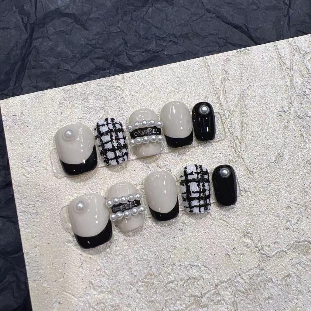 Wearing Nail Handmade Manicure Finished Fake Nail Patch Japanese Xiaoxiangfeng Black Edge French Hand-painted Gypsum Line