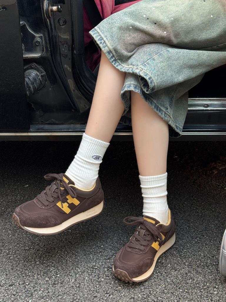 Leather Platform Versatile Fried Street Sneakers Women's 2025 New Autumn American Retro Fashionable Feet Small German Training Shoes