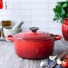 Чугунная эмалированная кастрюля Le Creuset, круглая кокотница, 18 см, вишнево-красный, газ, индукция, духовка, можно мыть в посудомоечной машине [Официальный японский продукт]