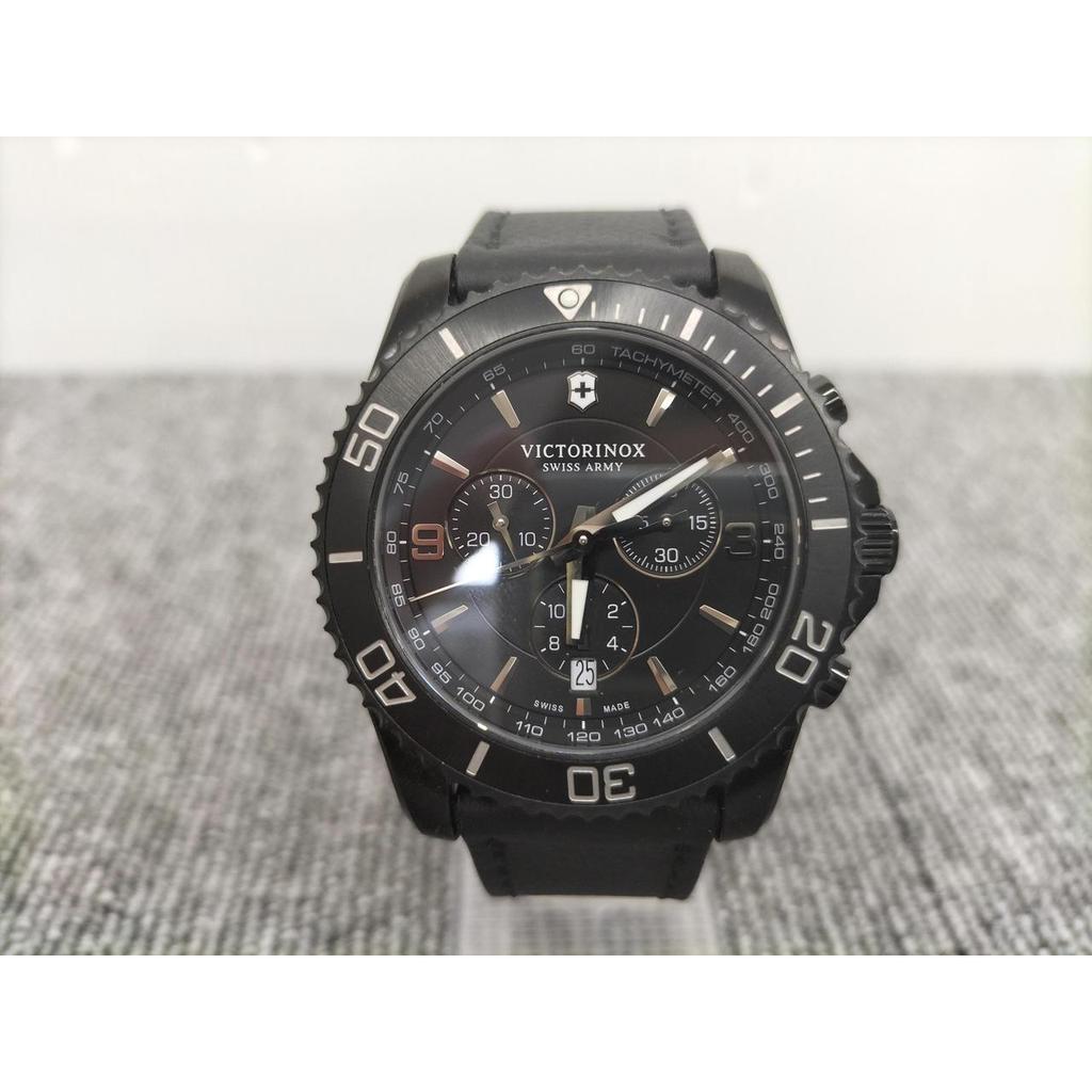 Used VICTORINOX SWISS ARMY 241786 watch