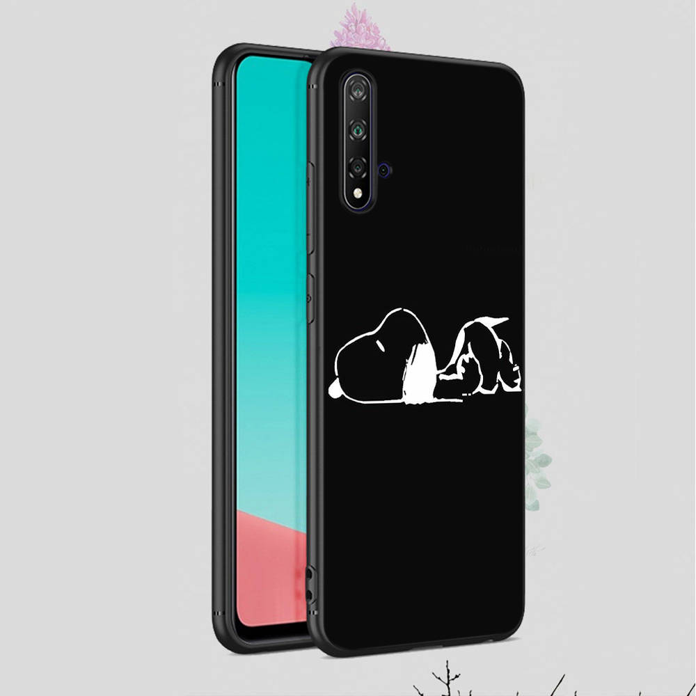 Чехол PT79 Snoopy Peanuts для iPhone 16 15 Plus 14 13 12 11 Pro 8 7 6S 6 SE 5S X XR XS Max Realme C30 C33 C31 9I Huawei P30 черный мягкий чехол