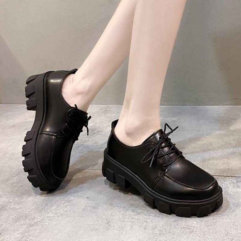 Новые женские туфли с круглым носком и толстой подошвой, кружевные, весна/лето, повседневная модная обувь, популярная для женщин