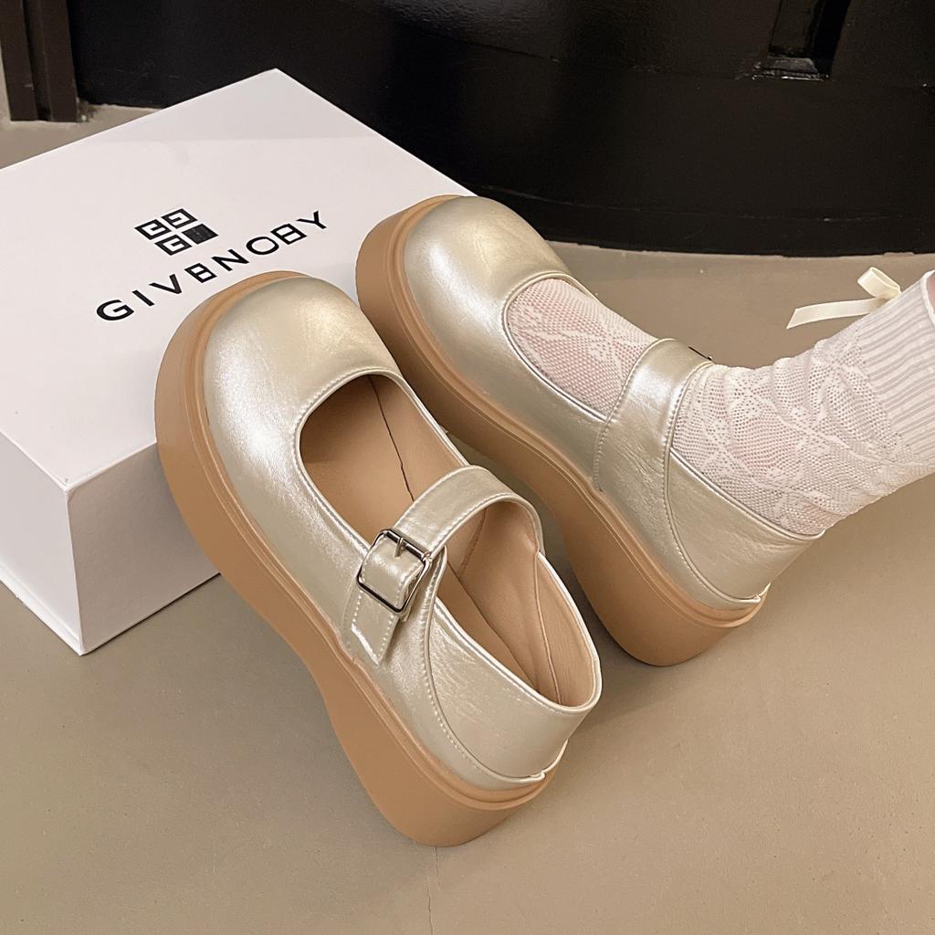 Platform Mary Jane Small Leather Shoes Women's Autumn 2025 New Japanese Jk Round Head with Skirt French Retro Single Shoes