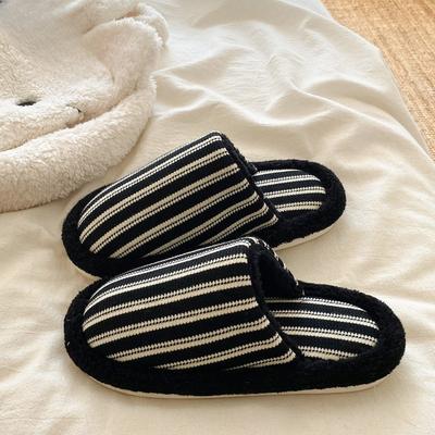 Женская обувь – Женские домашние тапочки