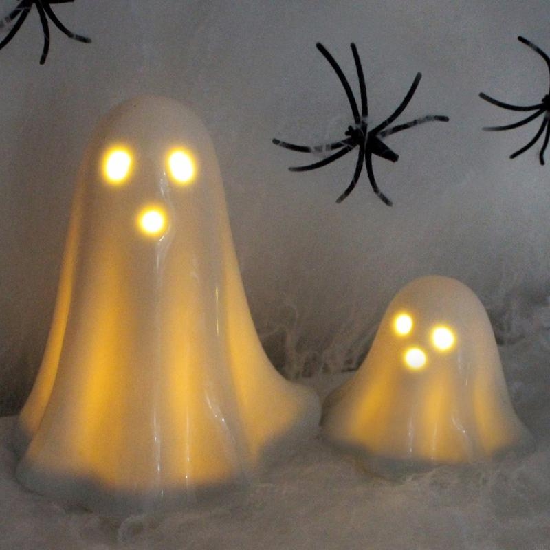 62KD 2Pcs LED Lighted Ceramics Specters Ghostly Figurine Sculpture Creative Table Centerpieces Glowing Lamp Halloween Decors