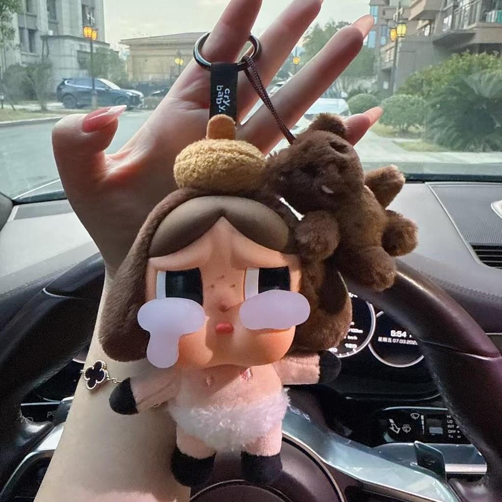 Подвеска для автомобиля labubu Crybaby Серия плачущих Фигурки в слепой коробке Виниловая кукла с лицом Плачущий ребенок Подвеска Коробка-сюрприз Игрушка брелок для сумки Подарок Детский подарок на день рождения