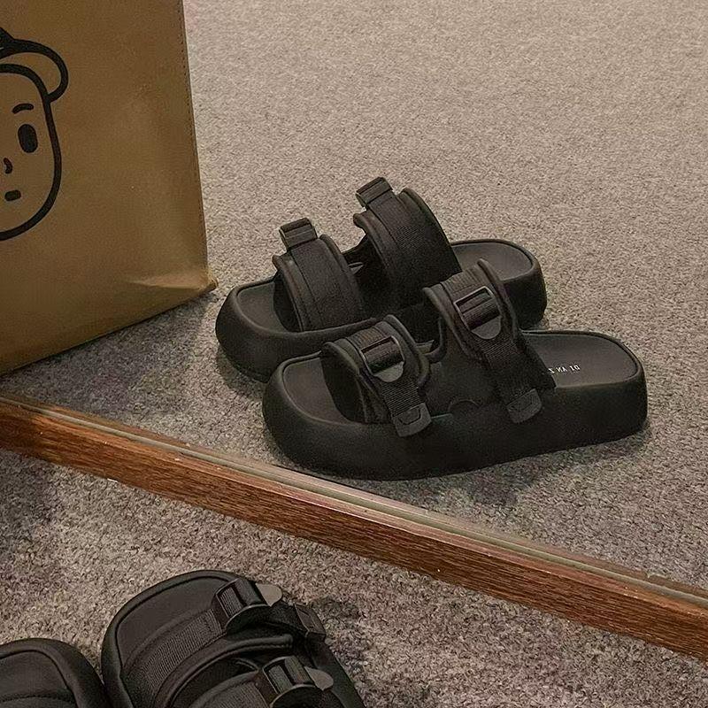 Ношение корейской версии модных туфель-маффинов с круглым носком, шлепанцев на мягкой подошве с открытым носком, летней платформенной женской пляжной обуви, популярной в интернете