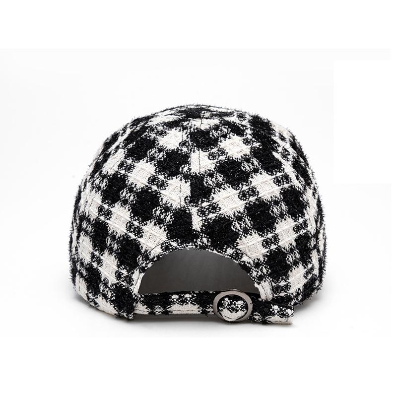 Шапка женская осенне-зимняя солнцезащитная шапка зимняя теплая бейсболка кепка в клетку