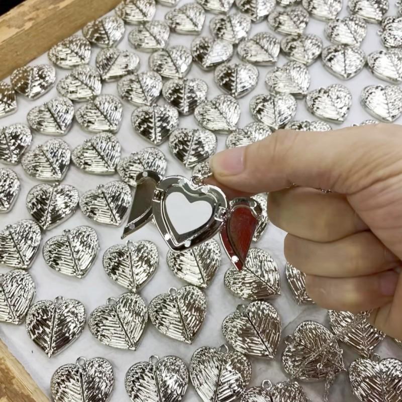 Metal Crafts New Arrival Angel Wings Sublimation Blank Necklace Heart Lockets Pendant Necklace
