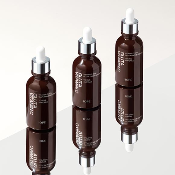 Iope Тонизирующая ампула с витамином С Gluta 23 г (3 варианта)