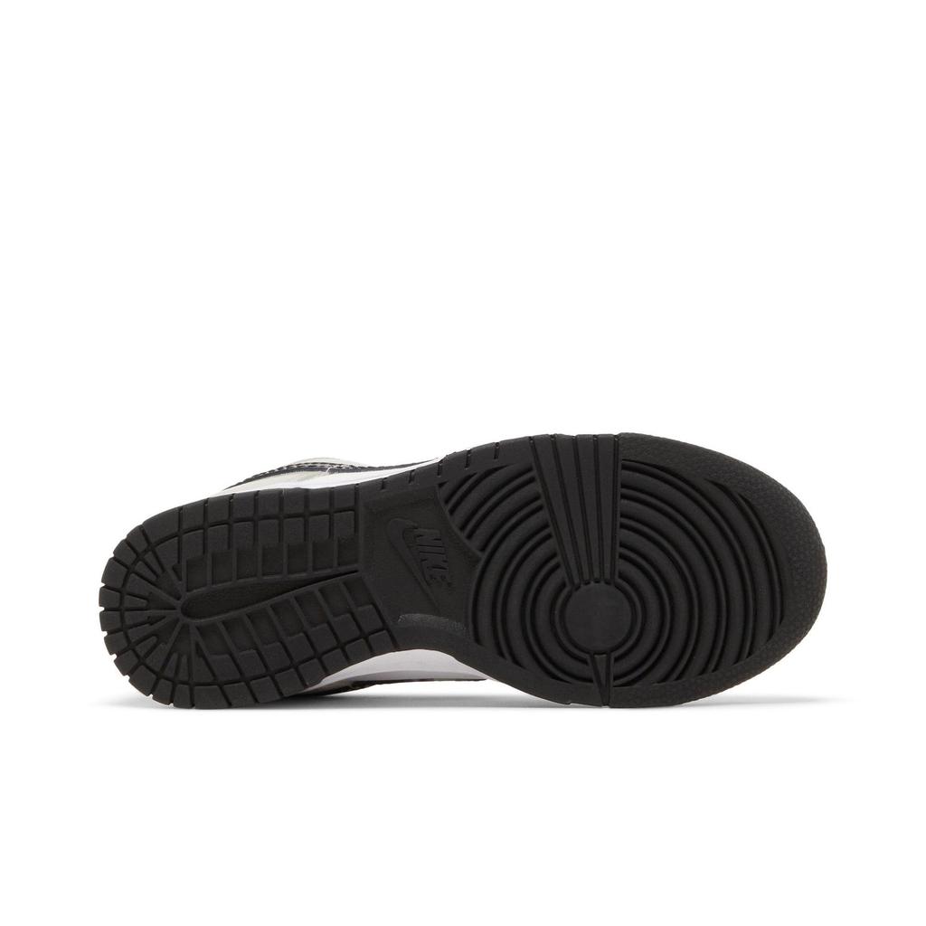 Nike Women's Dunk Low 'Light Iron Ore Black' (women's sizes) Light Iron Ore / Black / White / University Red Skate Shoes DQ7576 001