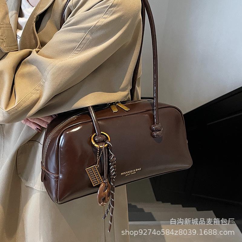 Boston Bowling Bag Women's High Sense Niche Medieval Armpit Bag Large Capacity Crossbody Pillow Bag Handbag