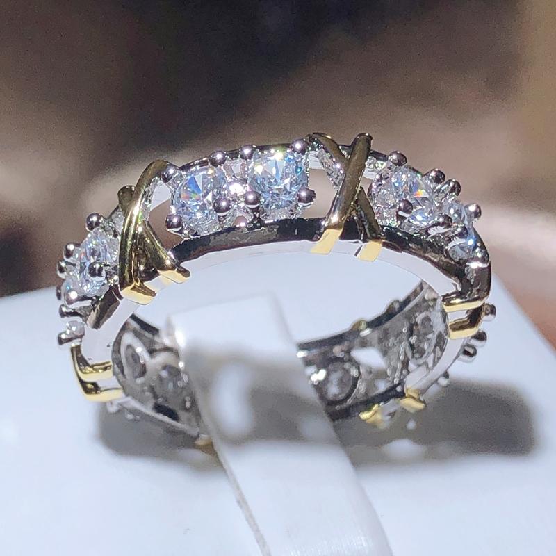 Личность Прозрачный Циркон Обручальное Кольцо С ​​Цирконом Серебристого Цвета Кольца Для Женщин Ювелирные Изделия Подарок
