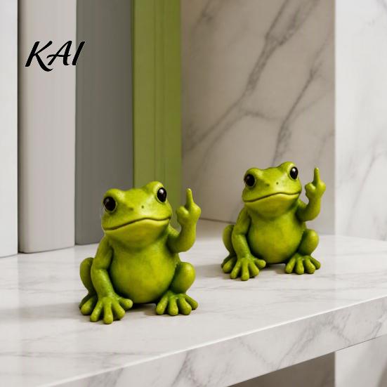 Creative Prank Toys Mini Monkey Figurine, Funny Resin Frog Statue with Middle Finger Gesture, Sarcastic Stocking Stuffers for Men Women Humorous
