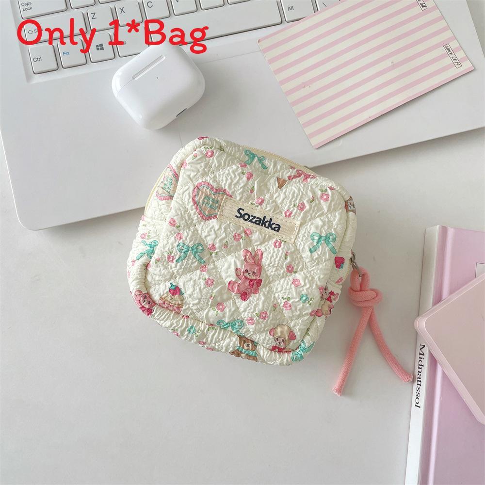 Modern Polyester Sanitary Pad Storage Bag With Multifunctional Design For Girls Daily Travel