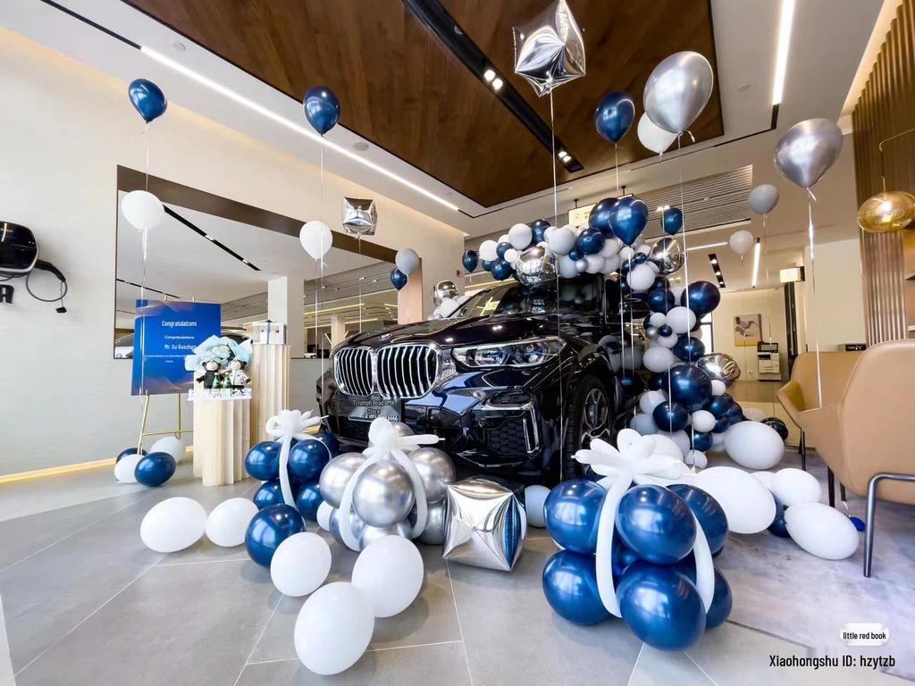Car Showroom Balloon Chain Decoration for New Car Delivery Ceremony