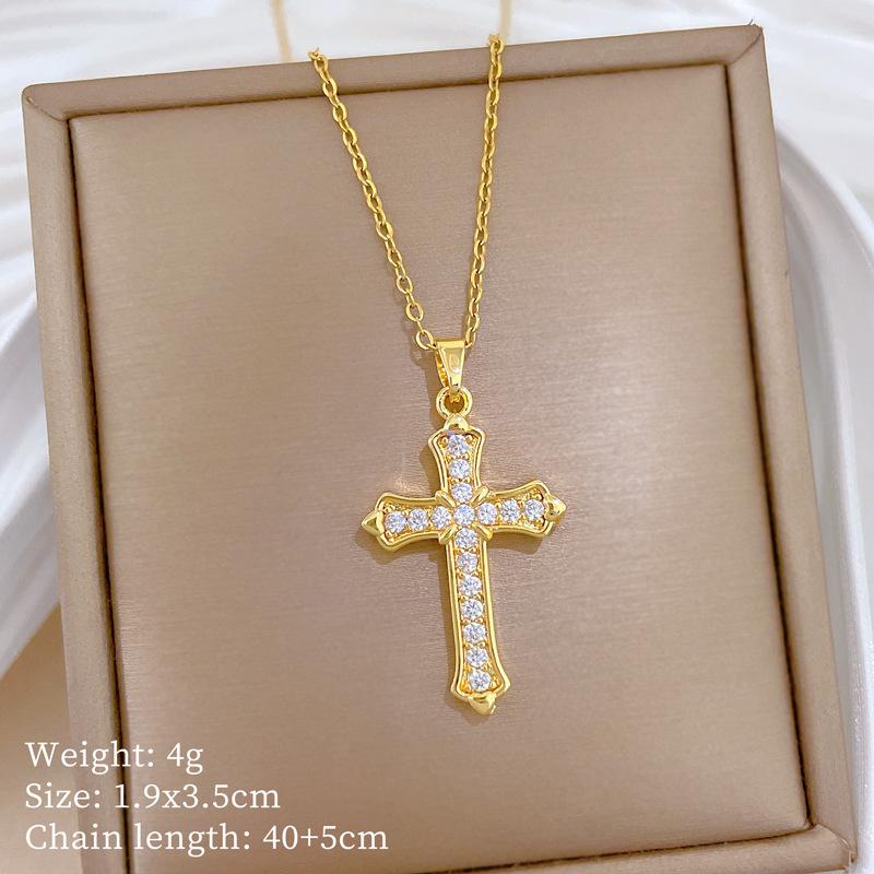 Copper Micro-Inlaid Love Light Luxury Temperament Gorgeous Full Diamond Necklace Female Versatile Collarbone Chain Titanium Steel