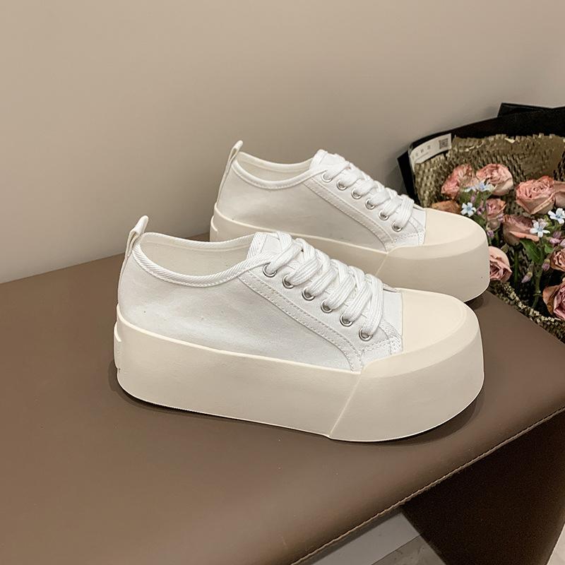 Ретро популярная универсальная юбка на платформе парусиновые туфли женские новинка 2025 года летние легкие увеличивающие рост повседневные туфли для доски