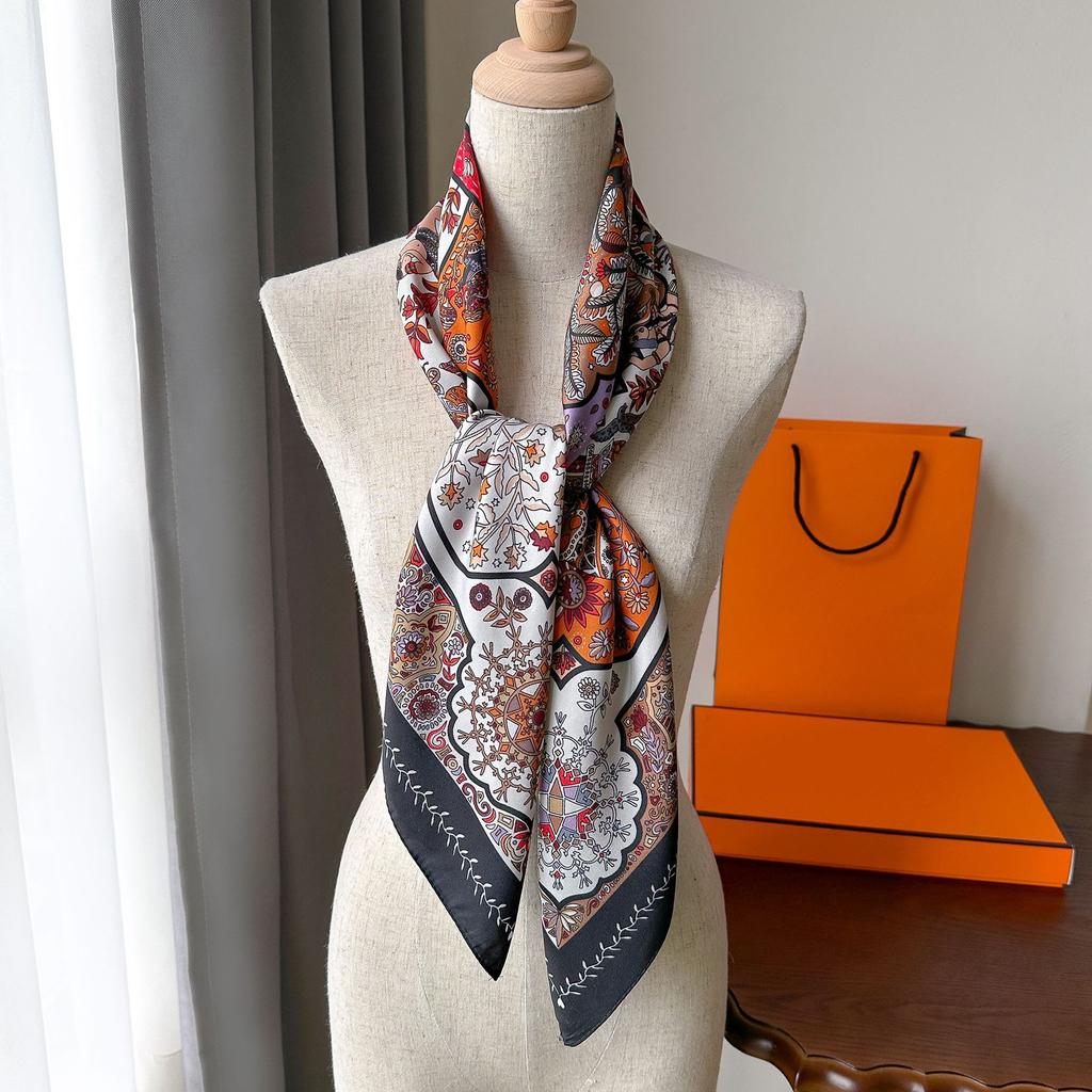 High-quality Luxurious Silk Scarves Headband Scarfs Neck Scarf For Women Chain Silk Scarf Women's Decorative Shawl