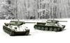 Platz Italeri 1/72 Вторая мировая война Советский Т-34/76 м42 Набор пластиковых моделей двух танков IT7523 (танк)