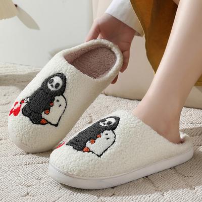 Модные Новые Зимние Милые Слипперы с Принтом на Хэллоуин Женские Мягкие Плюшевые Теплые Домашние Тапочки Женские Легкие Нескользящие Комнатные Шлепанцы для Спальни