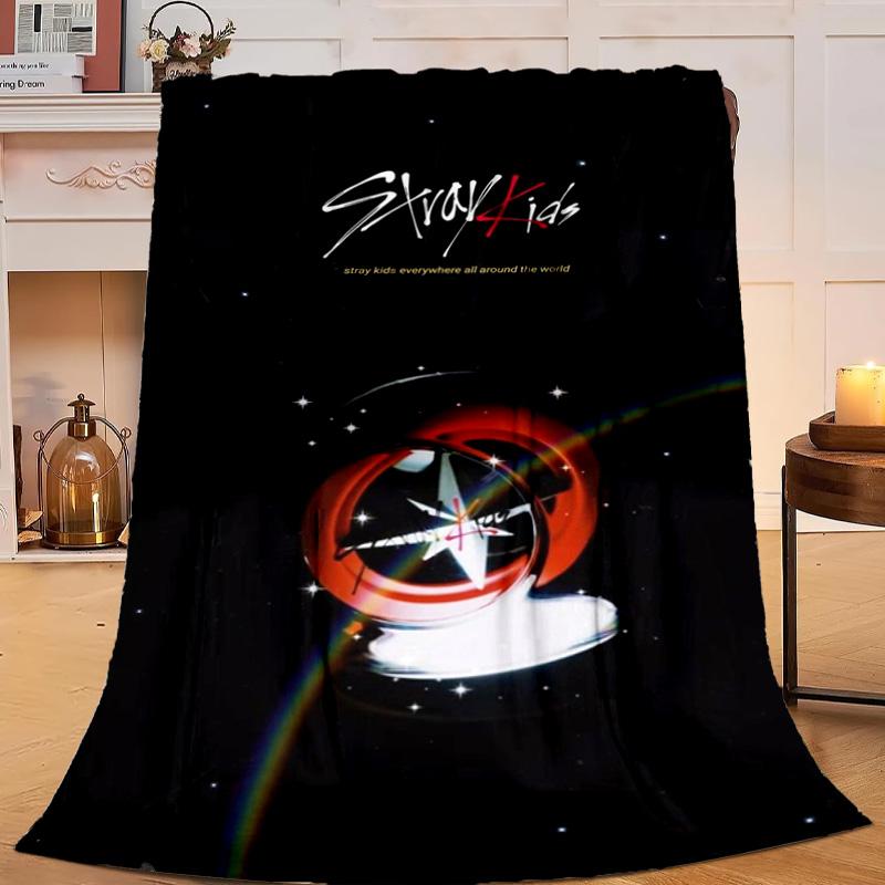 1PC K-pop Group Performance Flannel Blanket Gift, Suitable for Both Men And Women, Soft Ideal for Beds And Sofa, Birthday Or Christmas Gift