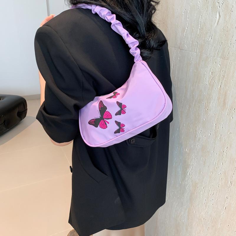 Модная и простая темпераментная плиссированная сумка на весну, новая высококачественная сумка на одно плечо подмышкой, сумка корейской версии