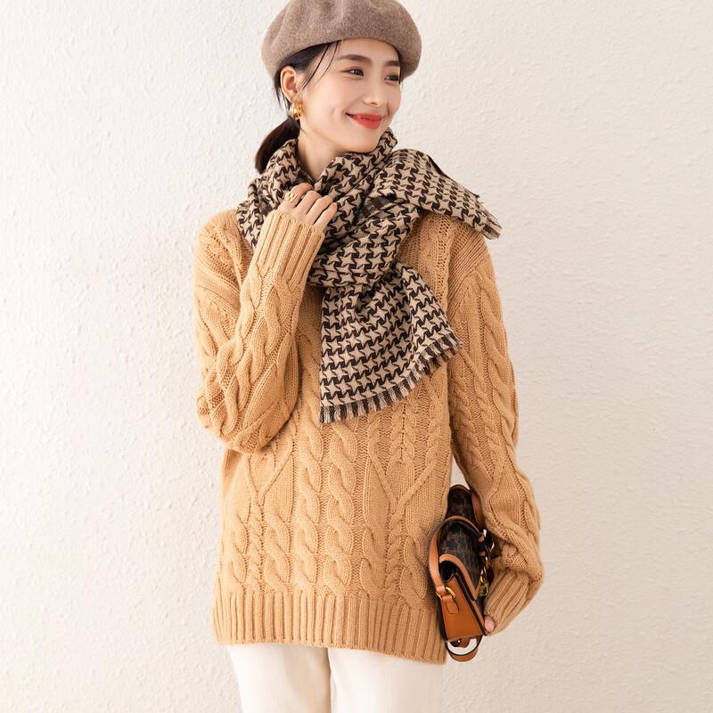 TUHUANG Thick Pure Wool V-Neck Cable Knit Sweater