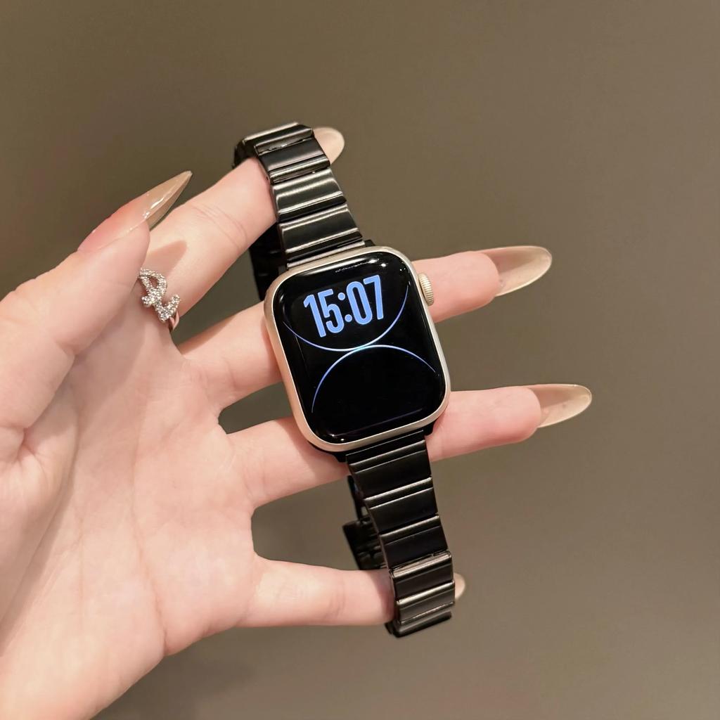 New bracelet magnetism Metal link For Apple Watch band Series 8/7/6/10/9 40mm 41mm 38mm 42mm 44mm 45mm 46mm Strap