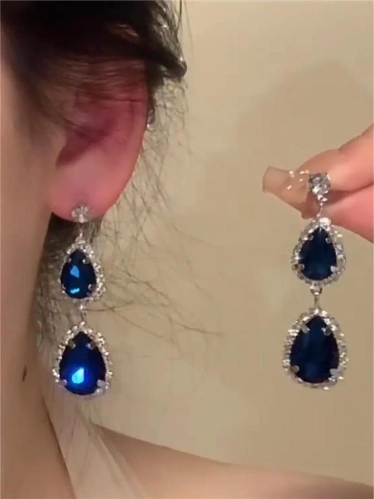 Элегантные серьги-подвески с кристаллами в форме капли воды в стиле французского двора