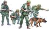 Master Box American Vietnam War Soldier 4 1 Dog Dog Patrol Plastic Model MB35238 1/35 Bodies,