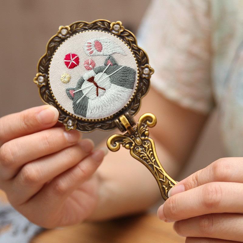 DIY Retro Embroidery Folding Makeup Mirror Kit: Beginner-Friendly Cute Ancient Style