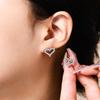 Элегантные серебряные серьги-гвоздики S925 с муассанитом в форме сердца для женщин - Модные, универсальные и роскошные ювелирные изделия в форме сердца.